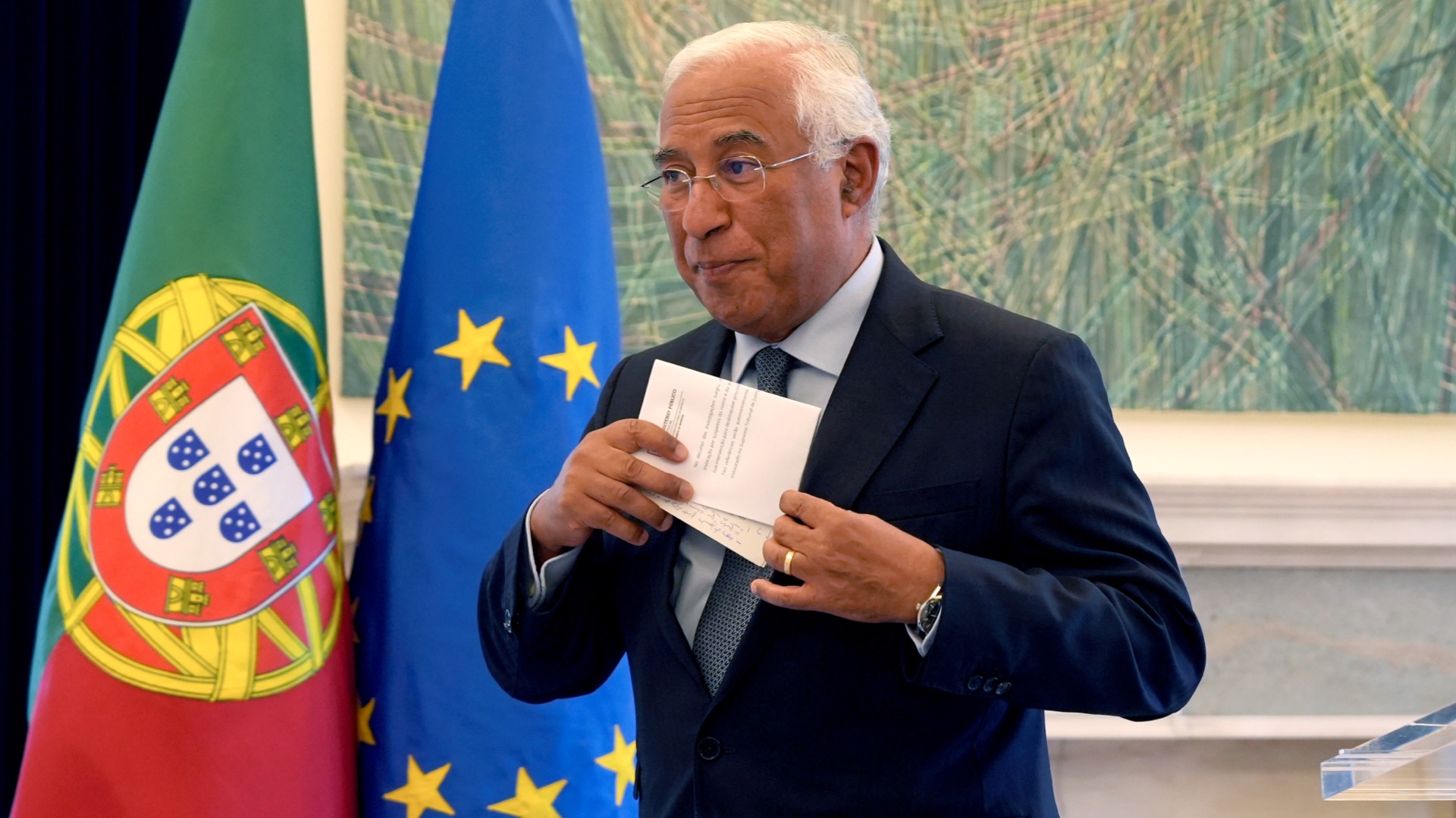 António Costa, en su intervención para anunciar su dimisión como primer ministro de Portugal, este martes en Lisboa. Foto: ANA BRIGIDA (AP) / EL PAÍS