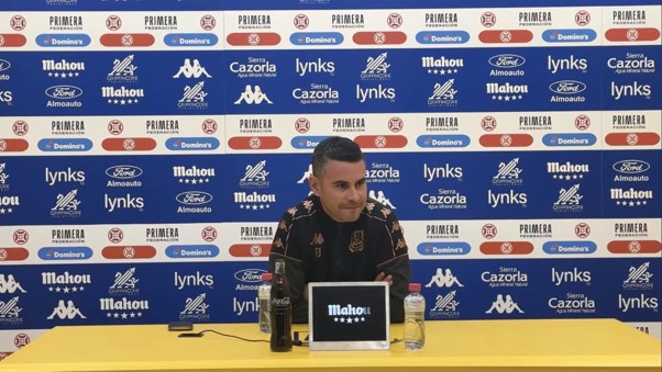 Fran Justo en rueda de prensa antes de enfrentarse al Teruel